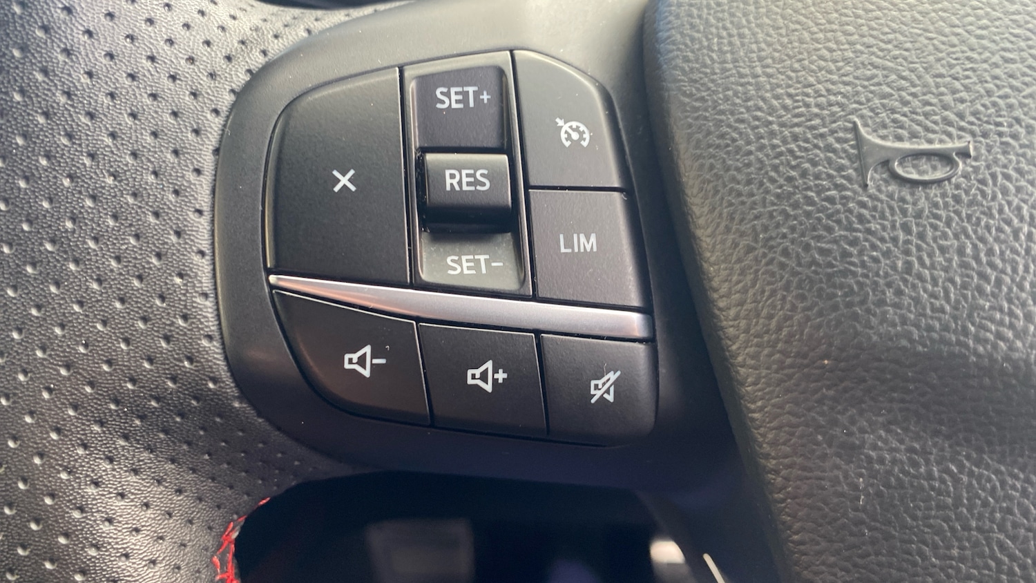 Used Ford Kuga 2023 for sale - 77845196: Photo 24