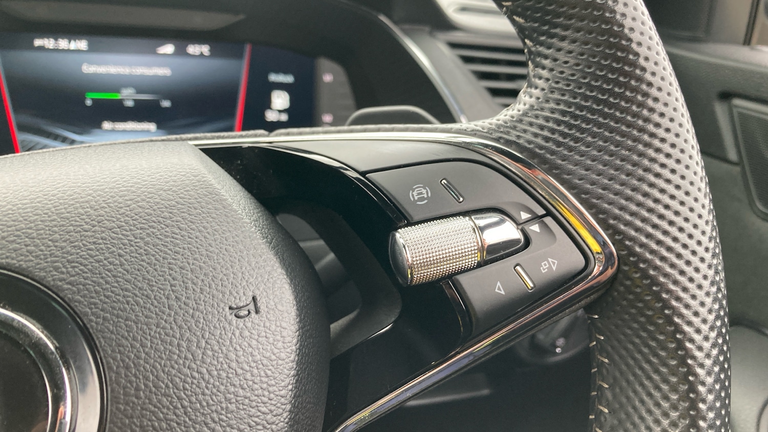 Used Skoda Superb 2024 for sale - 77774383: Photo 18