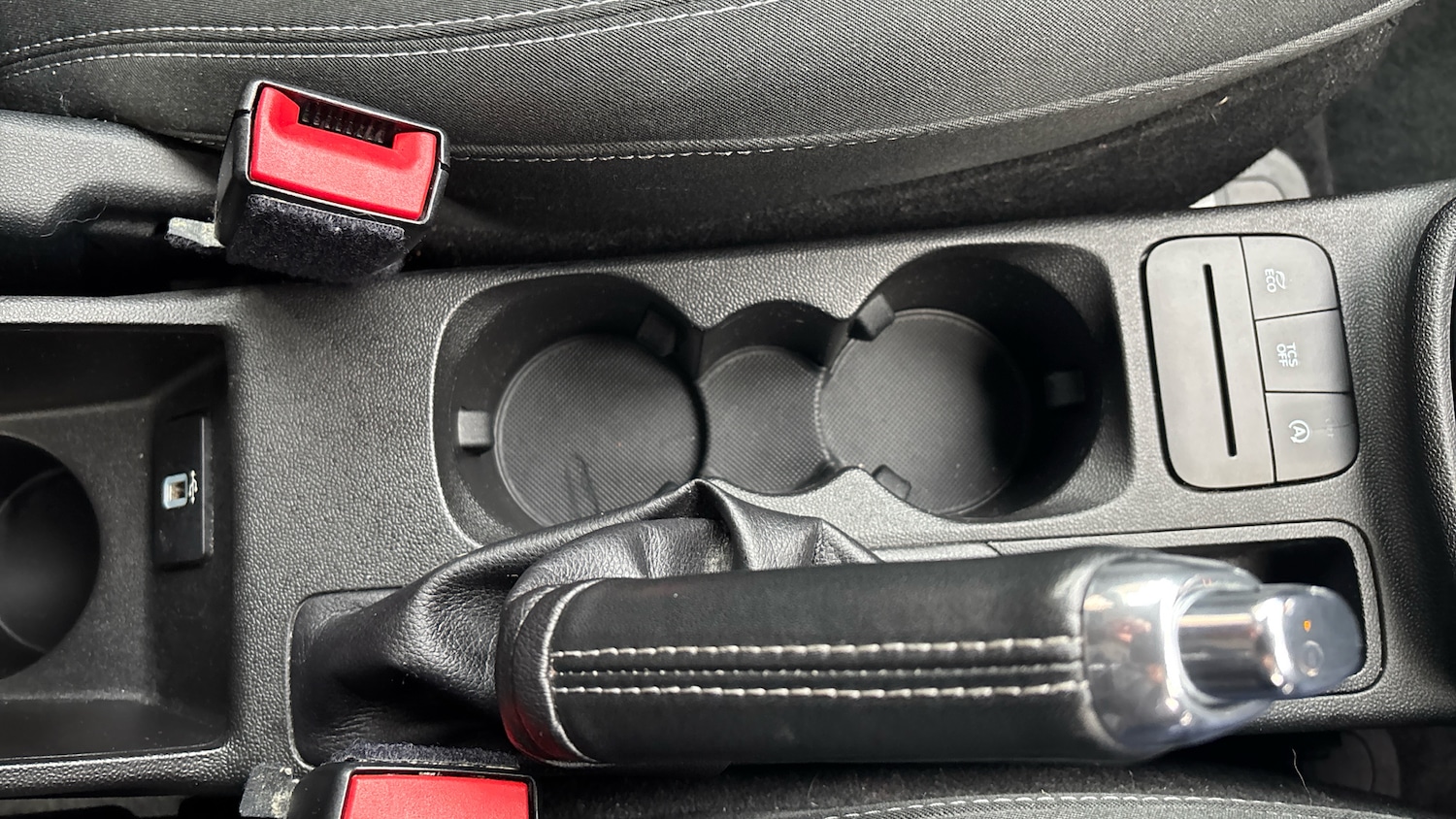 Used Ford Fiesta 2018 for sale - 77296427: Photo 38