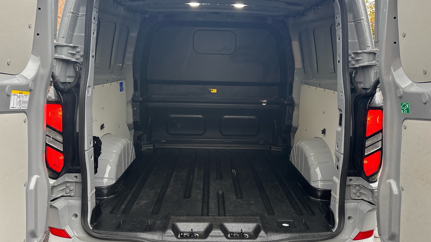 Used Ford Transit Custom 2025 for sale - 76588239: Photo 12