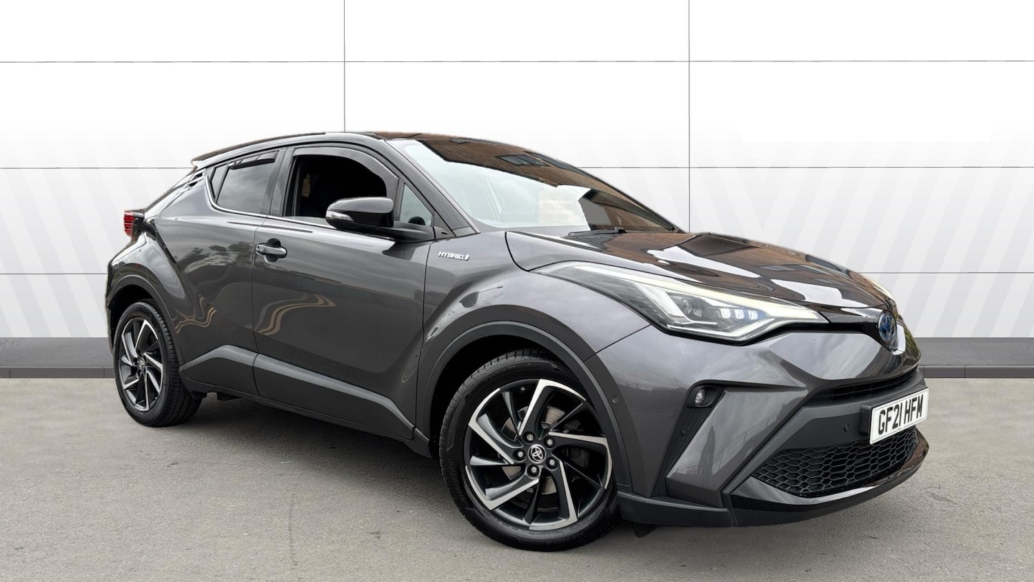 Used Toyota C-HR 2021 for sale - 76319967: Photo 1