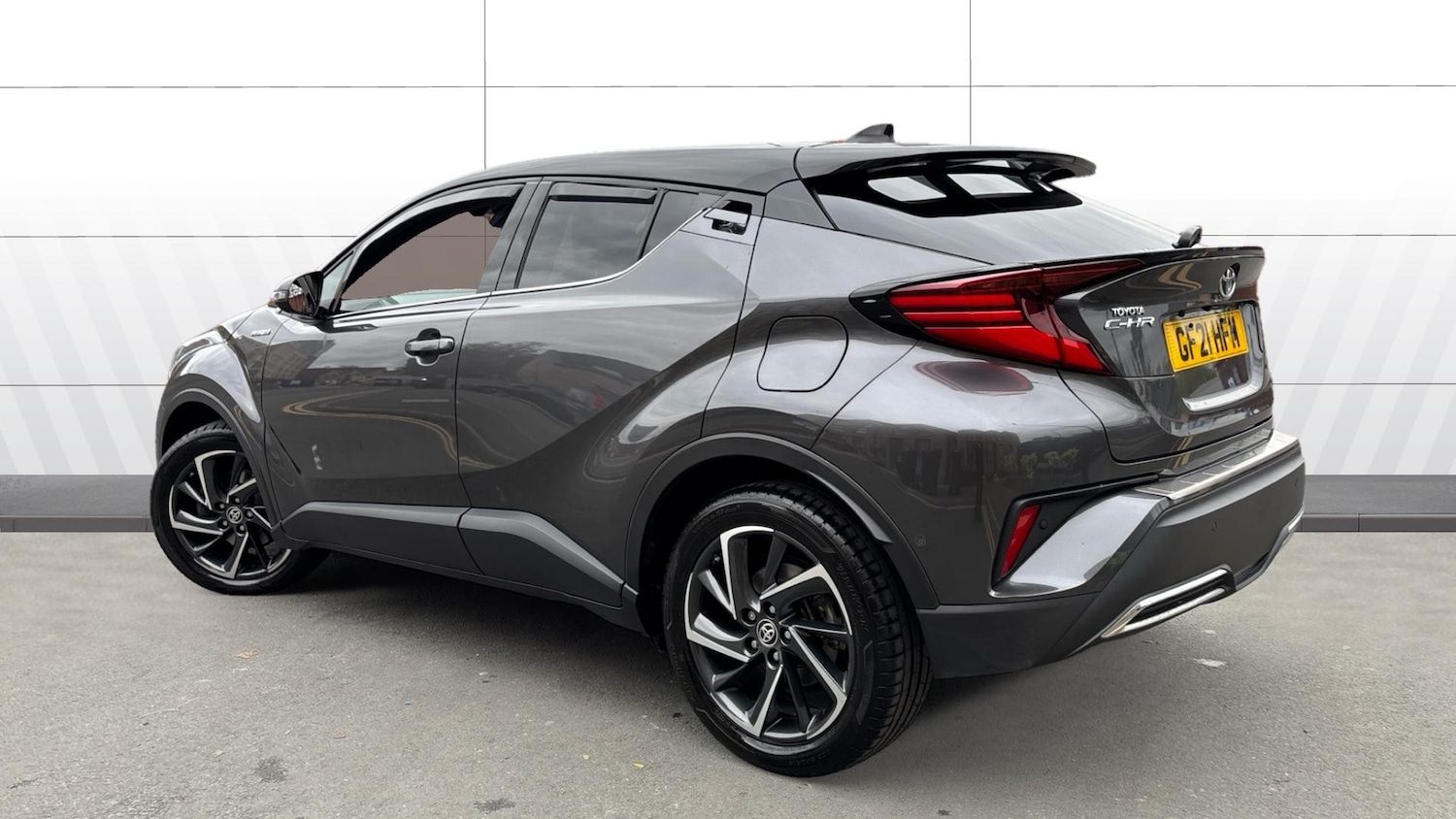 Used Toyota C-HR 2021 for sale - 76319967: Photo 2