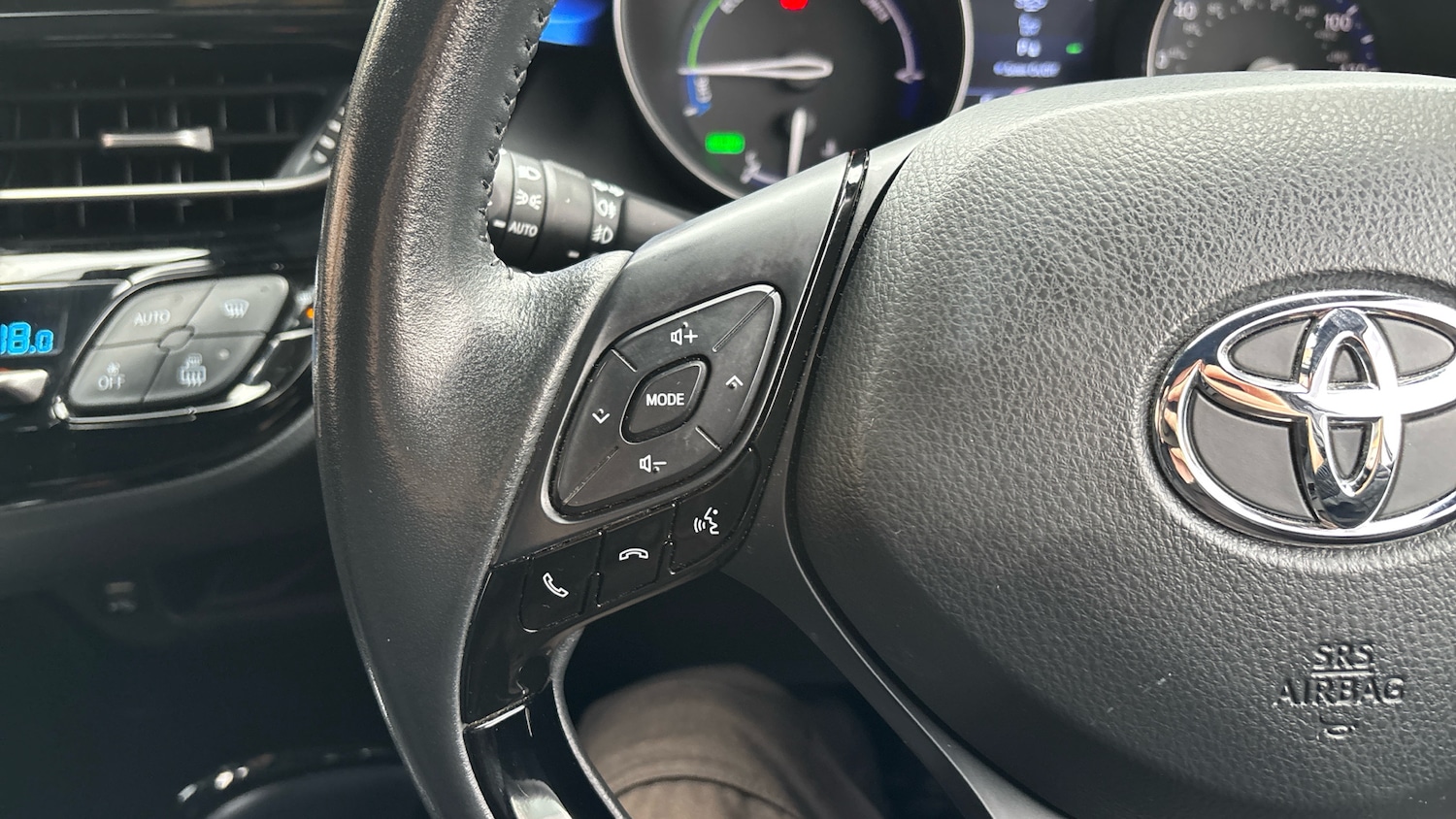 Used Toyota C-HR 2021 for sale - 76319967: Photo 24