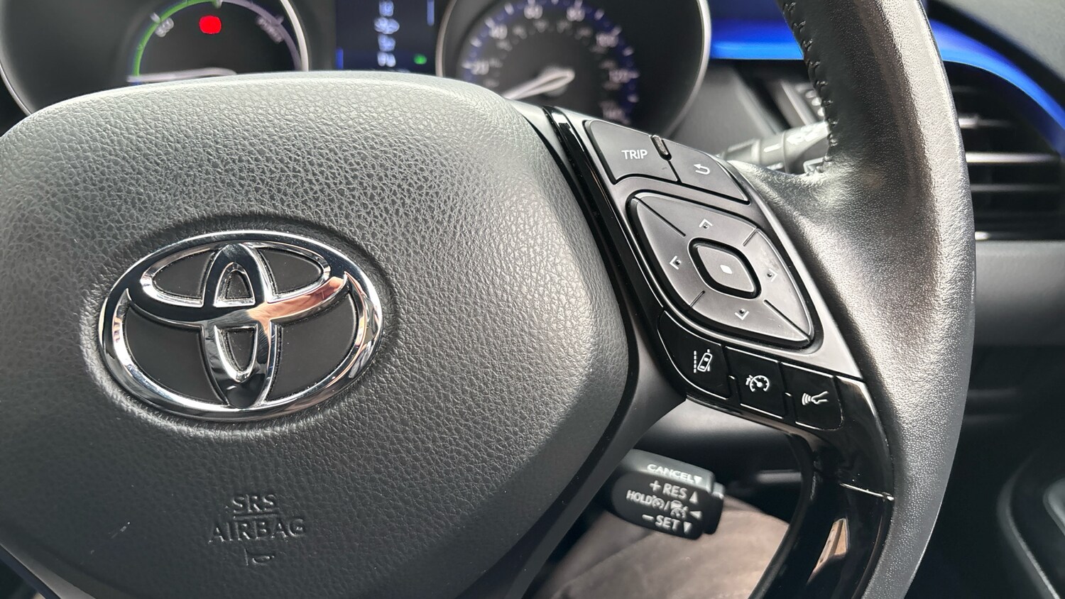 Used Toyota C-HR 2021 for sale - 76319967: Photo 25