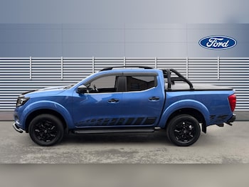 Used Nissan Navara 2020 for sale - 77935115: Photo