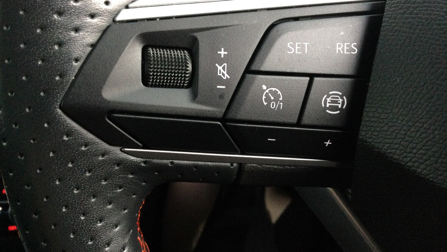 Used SEAT Arona 2023 for sale - 76402338: Photo 41