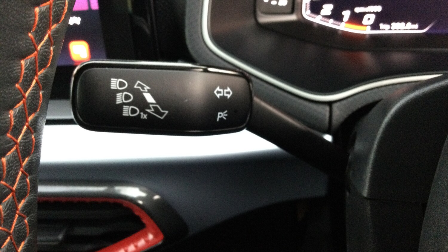 Used SEAT Arona 2023 for sale - 76402338: Photo 44