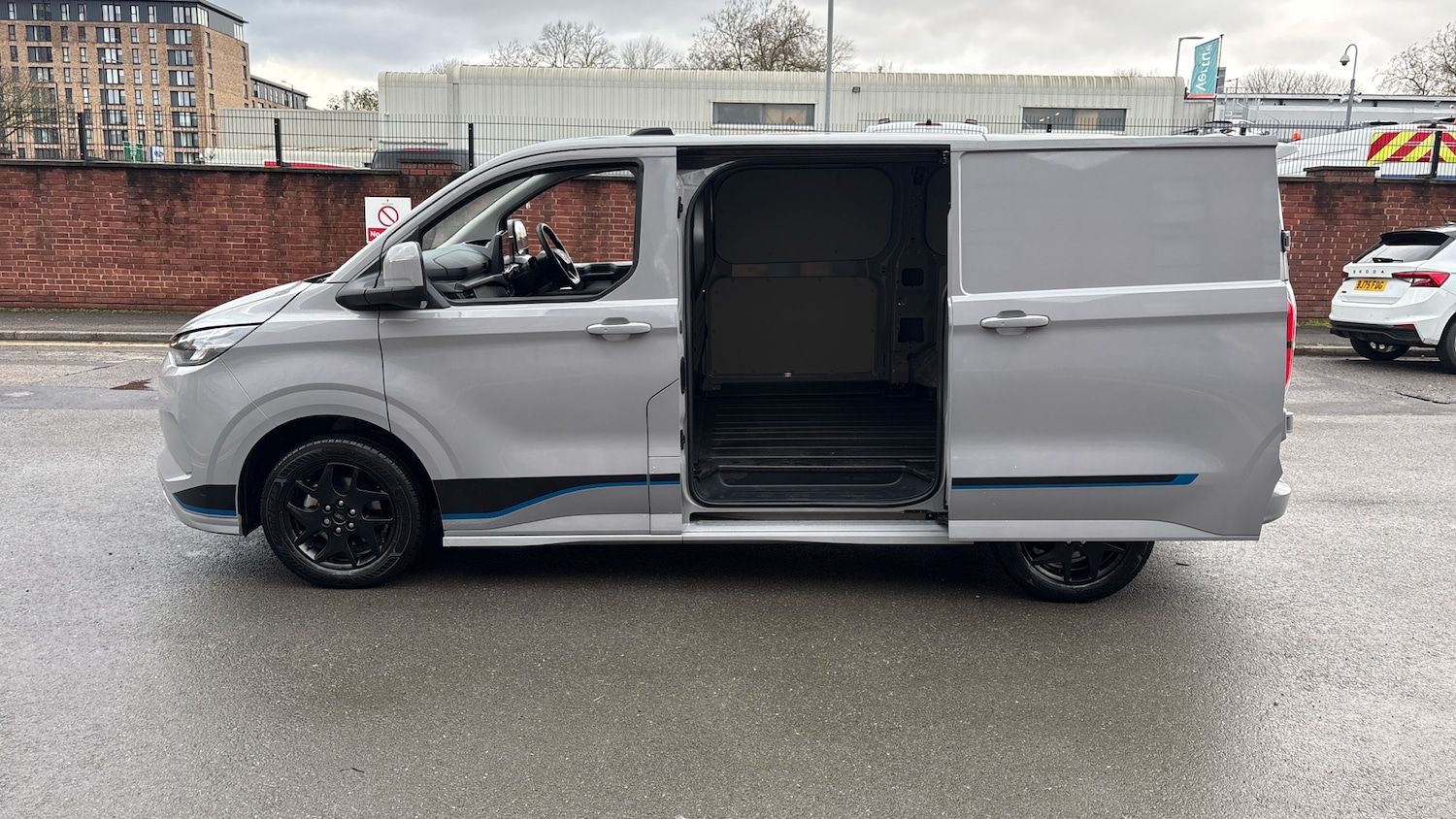 Used Ford Transit Custom 2024 for sale - 77516315: Photo 37