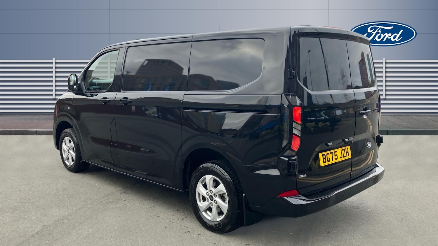 Used Ford Transit Custom 2025 for sale - 77140500: Photo 2