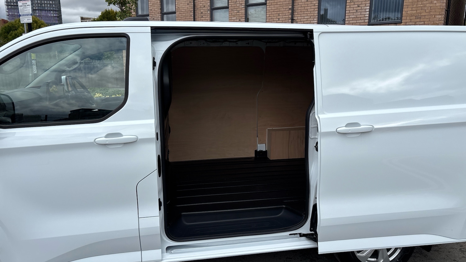 Used Ford Transit Custom 2025 for sale - 76311272: Photo 5