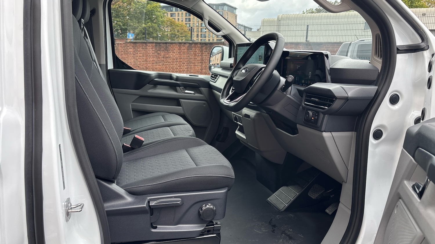 Used Ford Transit Custom 2025 for sale - 76311272: Photo 6
