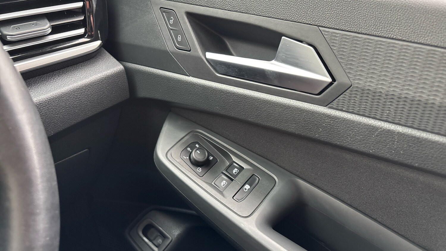 Used Ford Transit Connect 2025 for sale - 76319171: Photo 30