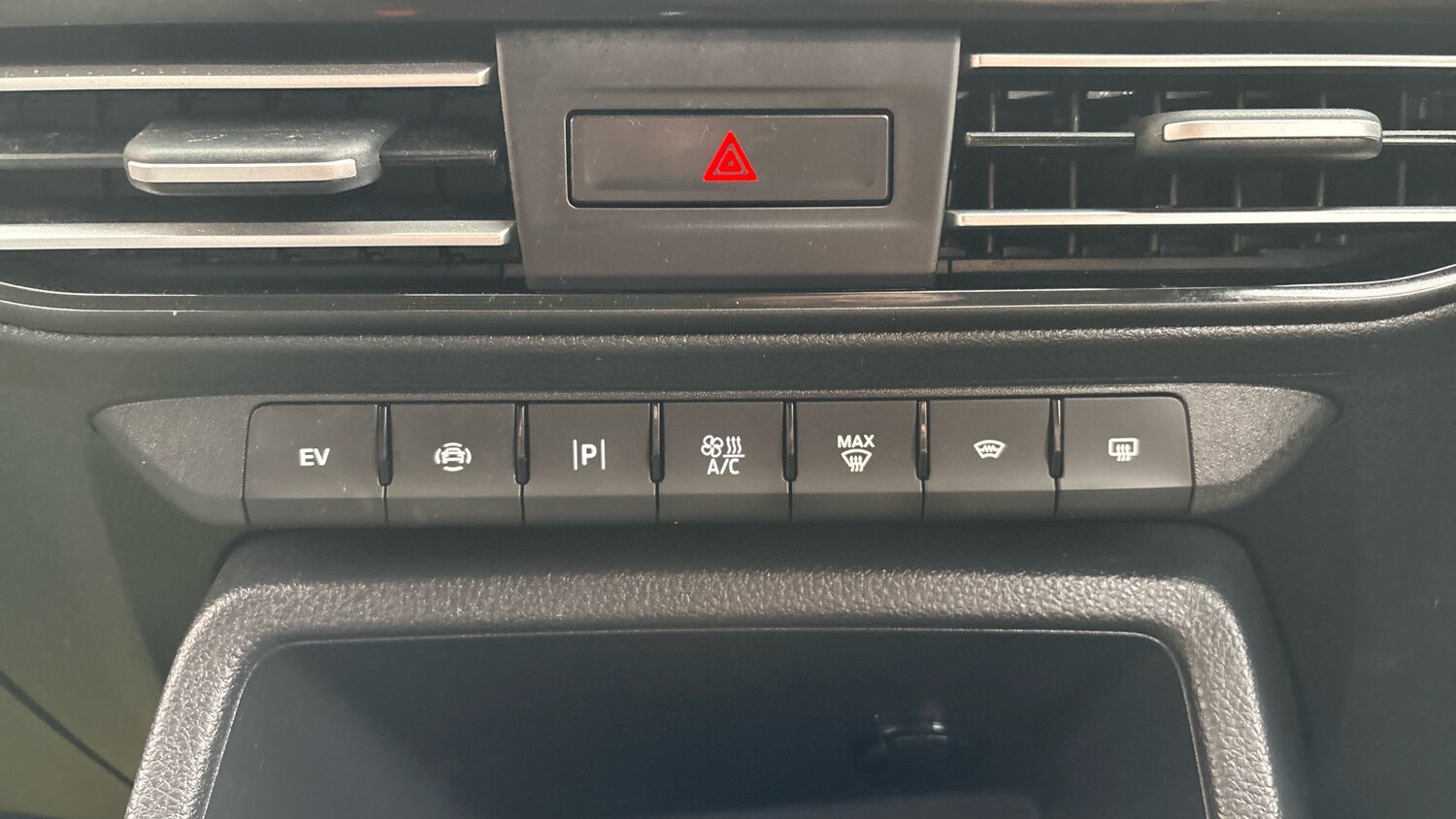 Used Ford Transit Connect 2025 for sale - 76319171: Photo 37