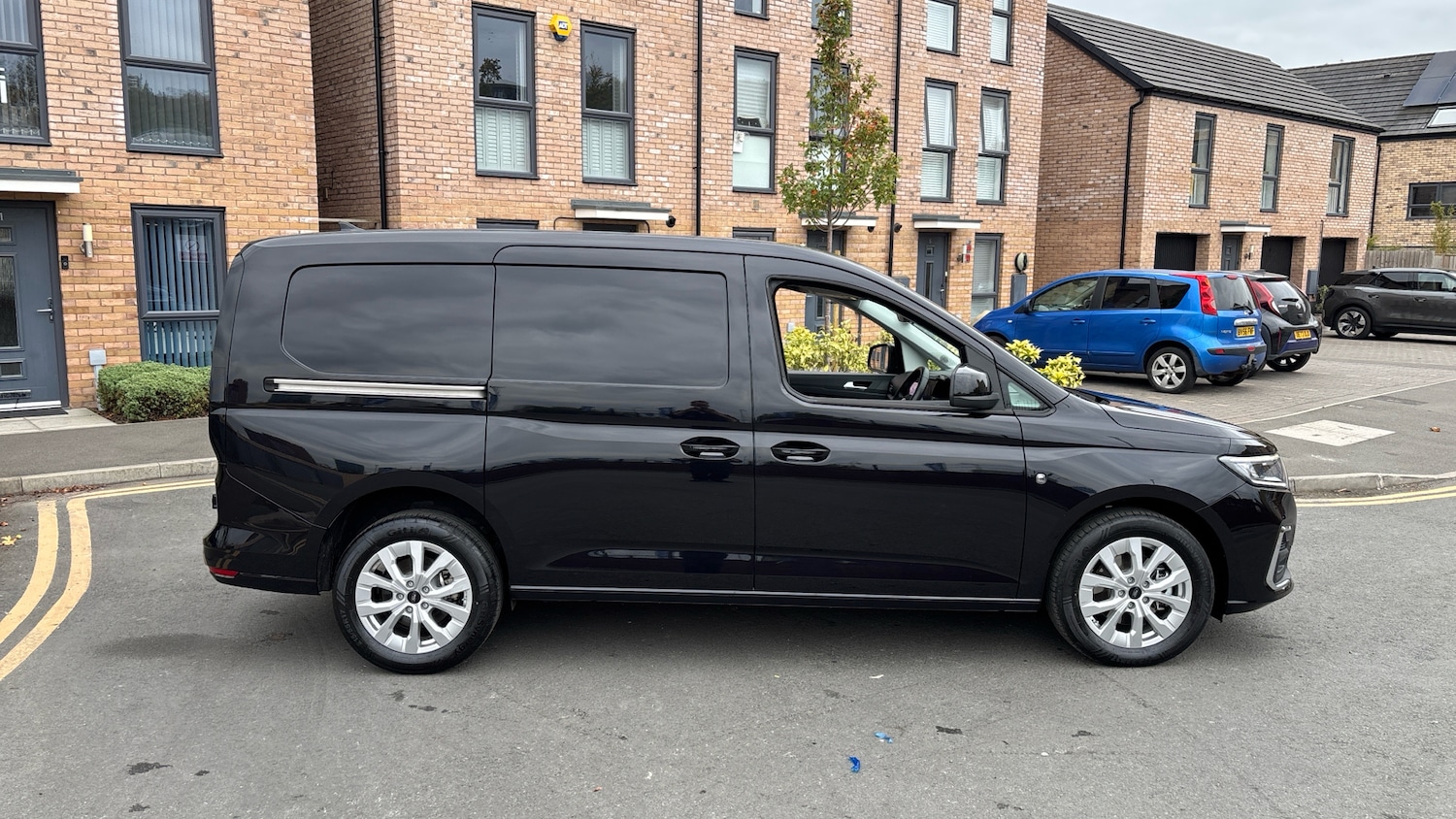 Used Ford Transit Connect 2025 for sale - 76319171: Photo 9