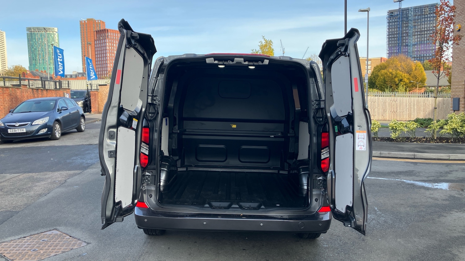 Used Ford Transit Custom 2025 for sale - 76452674: Photo 3