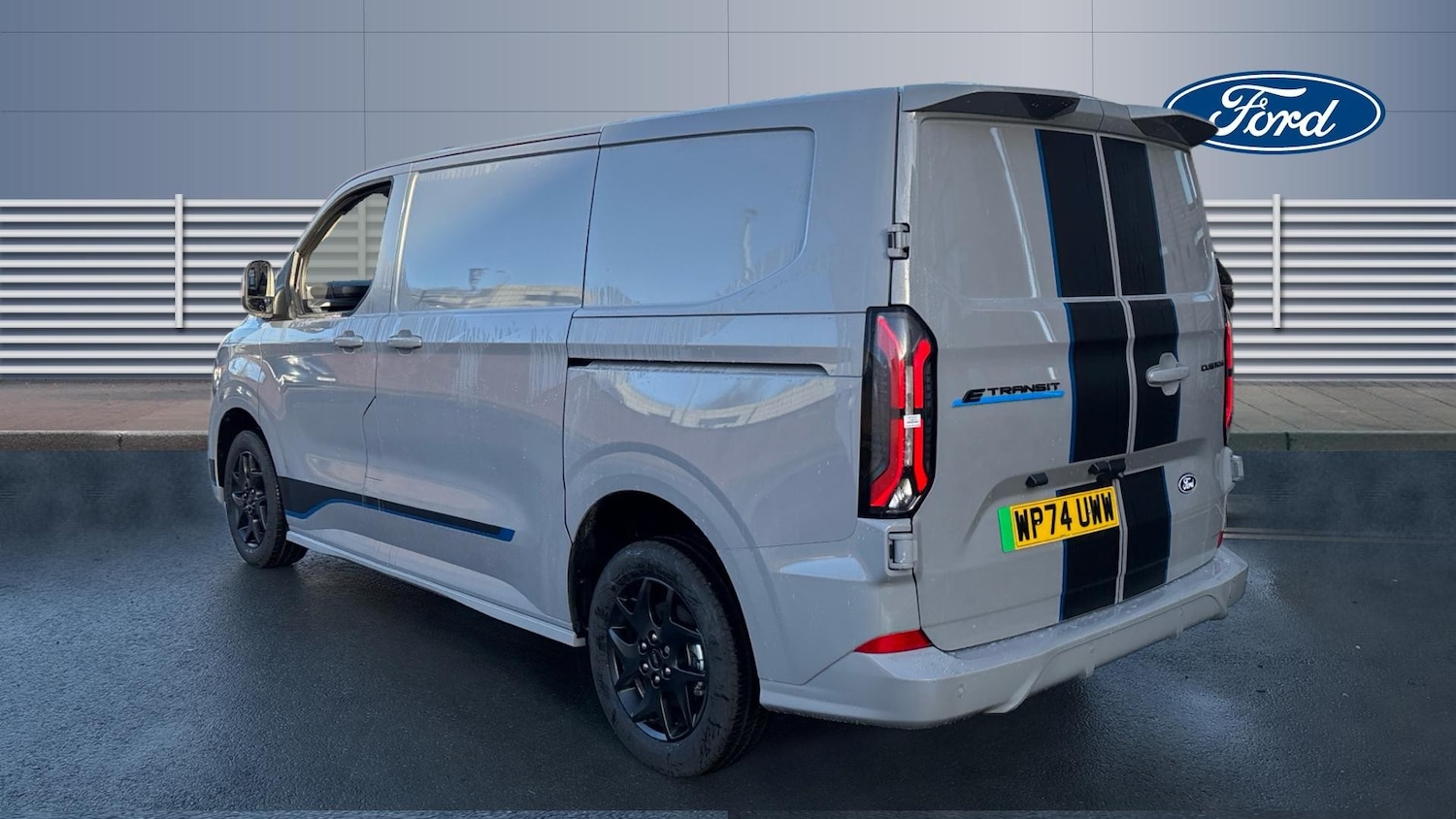 Used Ford Transit Custom 2024 for sale - 77034264: Photo 2