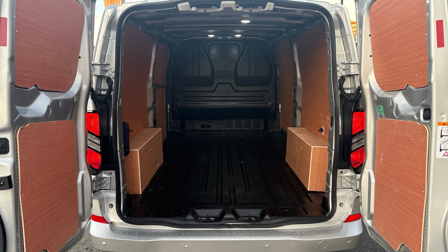 Used Ford Transit Custom 2025 for sale - 76422269: Photo 12