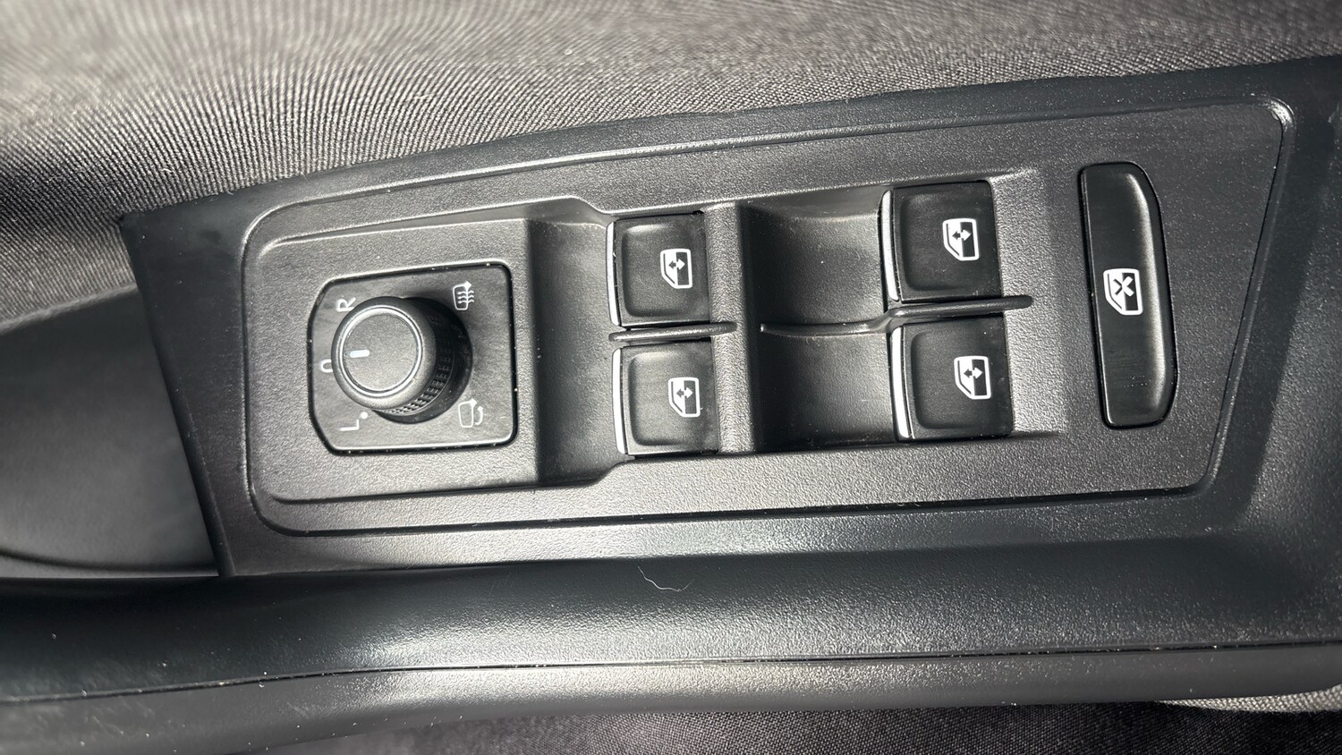 Used Volkswagen T-Roc 2021 for sale - 77651045: Photo 36