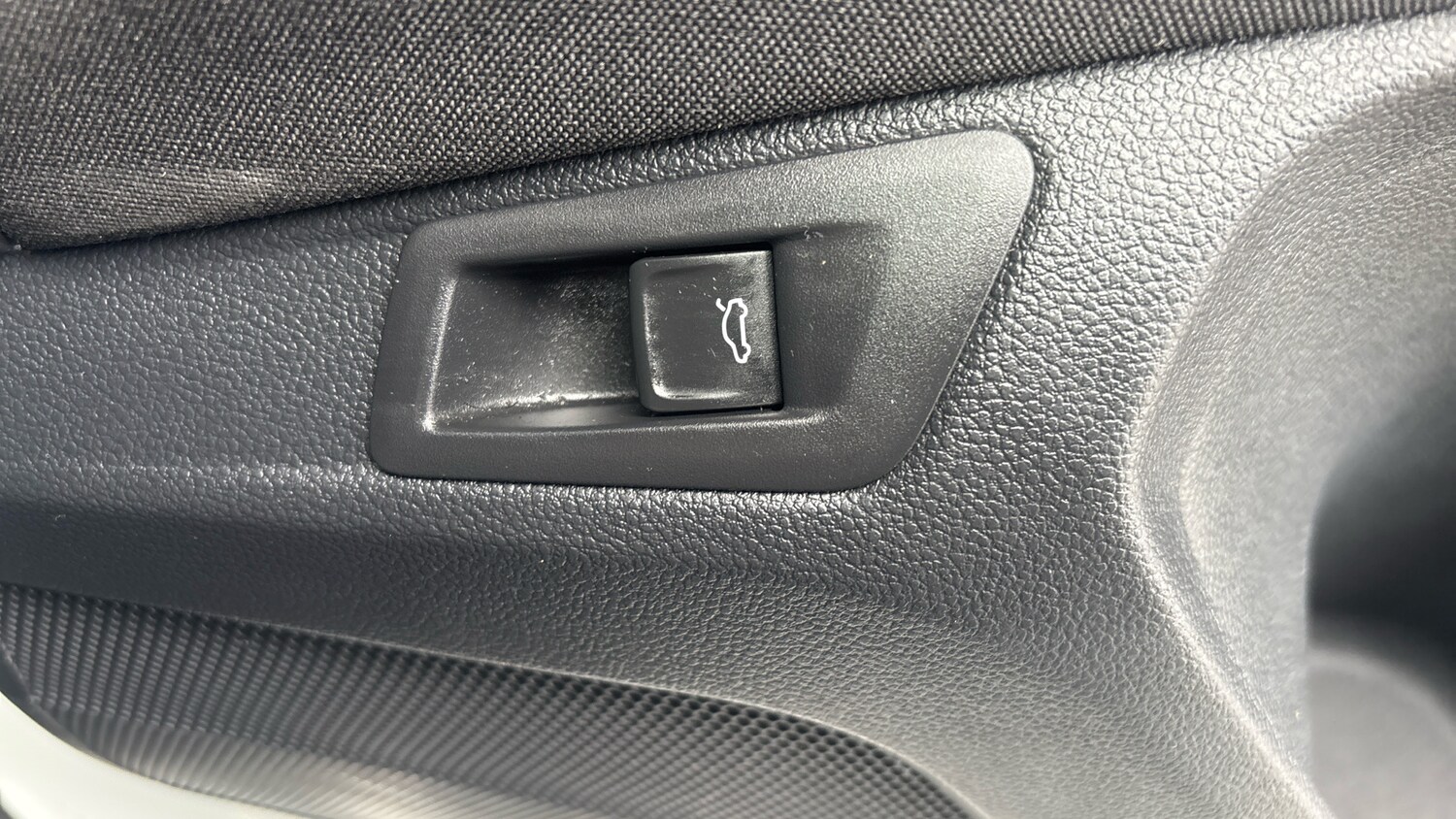 Used Volkswagen T-Roc 2021 for sale - 77651045: Photo 37