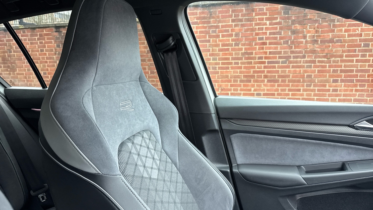 Used Volkswagen Golf 2024 for sale - 77418203: Photo 40