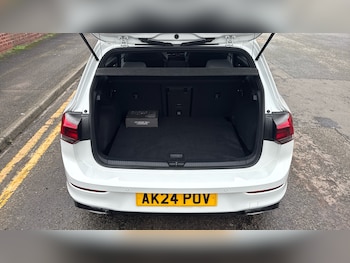 Used Volkswagen Golf 2024 for sale - 77418203: Photo