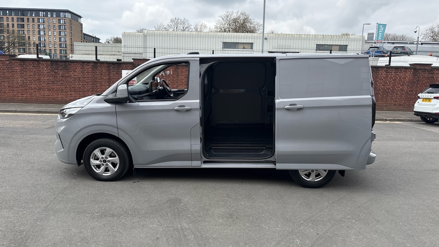 Used Ford Transit Custom 2024 for sale - 77990483: Photo 37