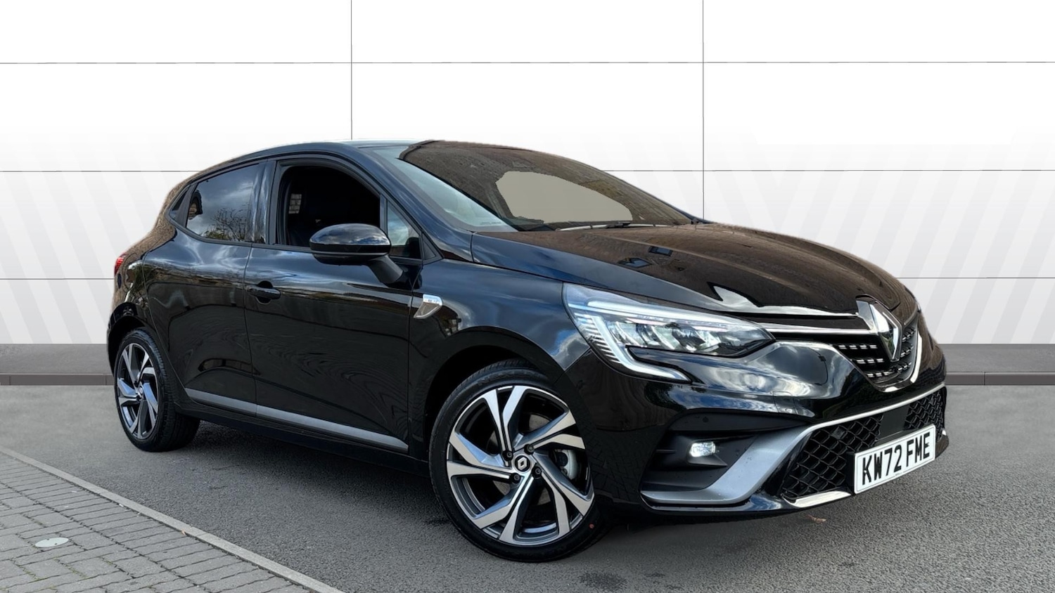 Used Renault Clio 2023 for sale - 76340516: Photo 1