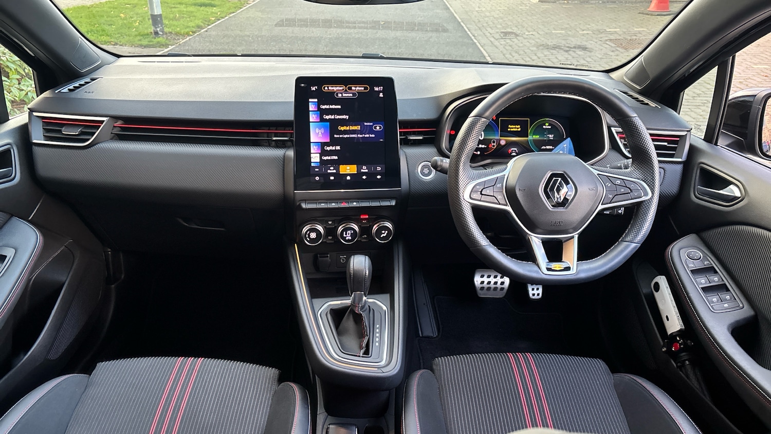 Used Renault Clio 2023 for sale - 76340516: Photo 10