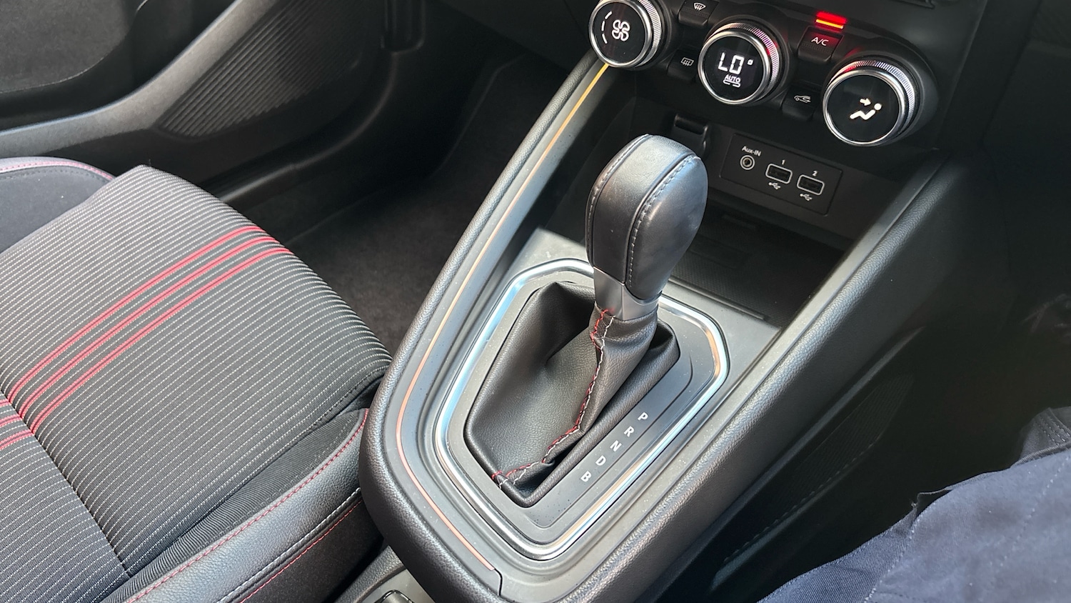 Used Renault Clio 2023 for sale - 76340516: Photo 28