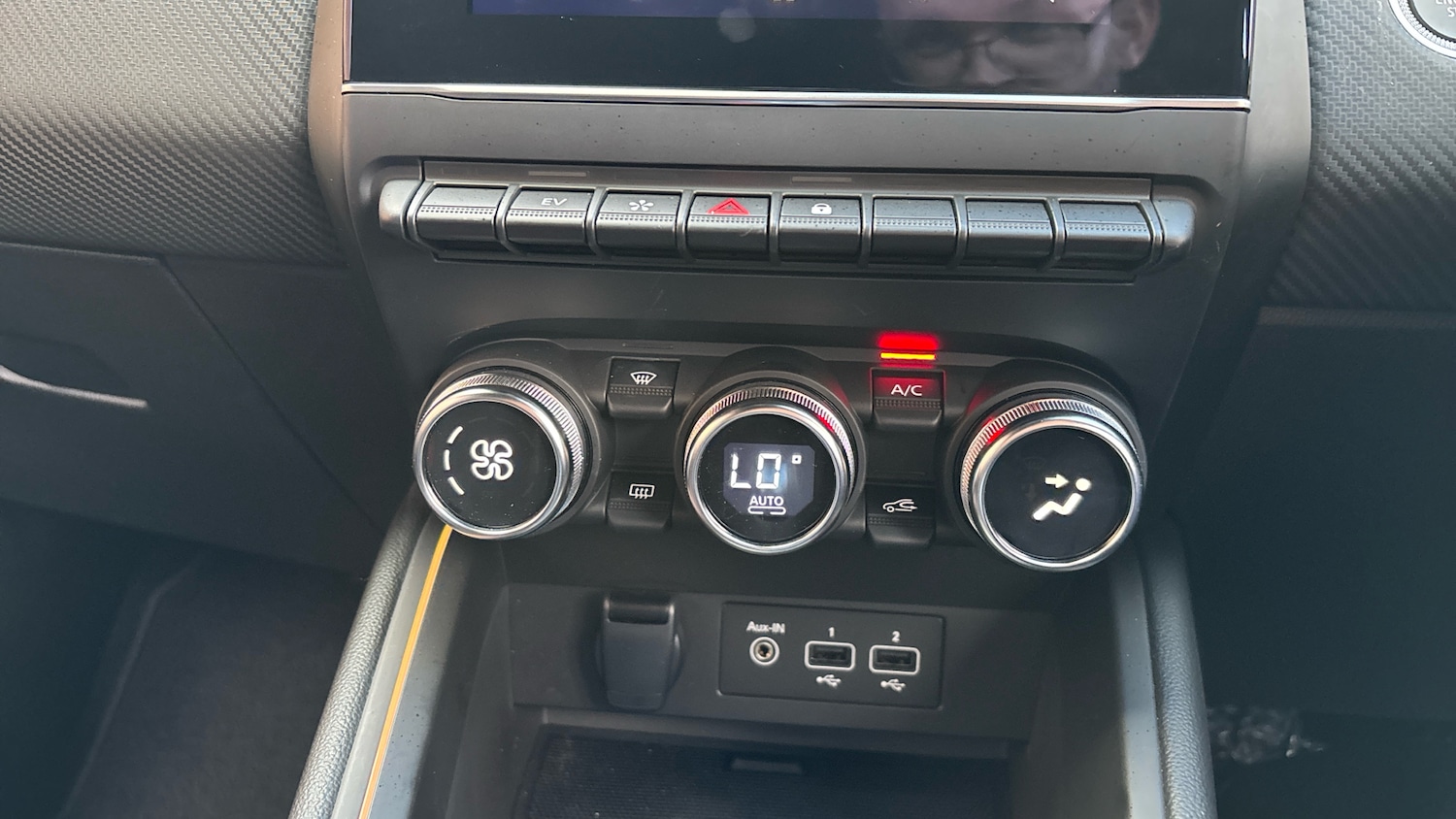Used Renault Clio 2023 for sale - 76340516: Photo 30