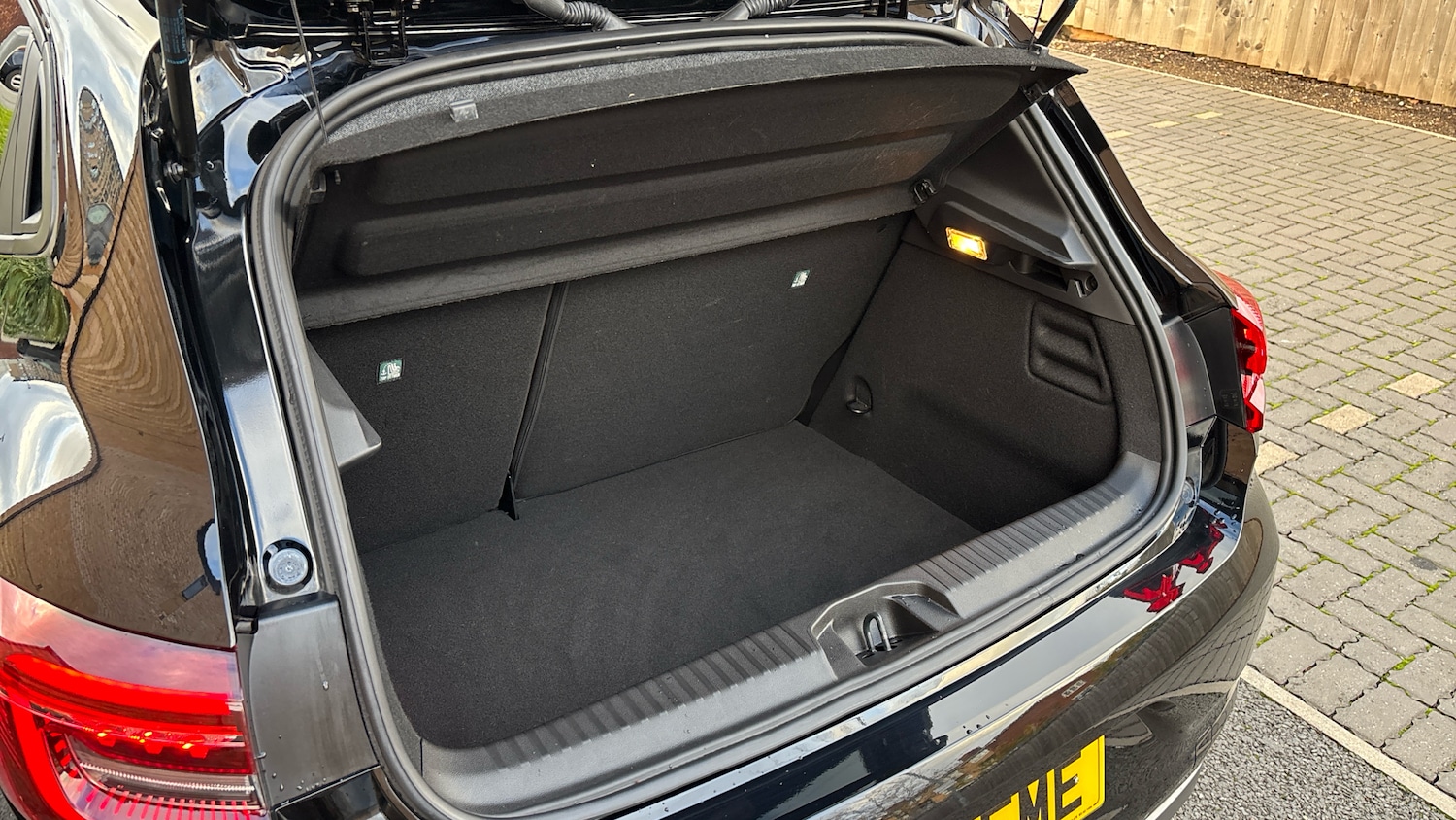 Used Renault Clio 2023 for sale - 76340516: Photo 37