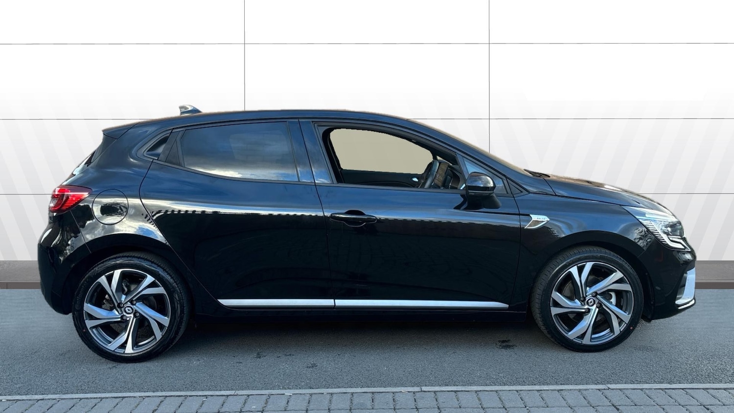 Used Renault Clio 2023 for sale - 76340516: Photo 5