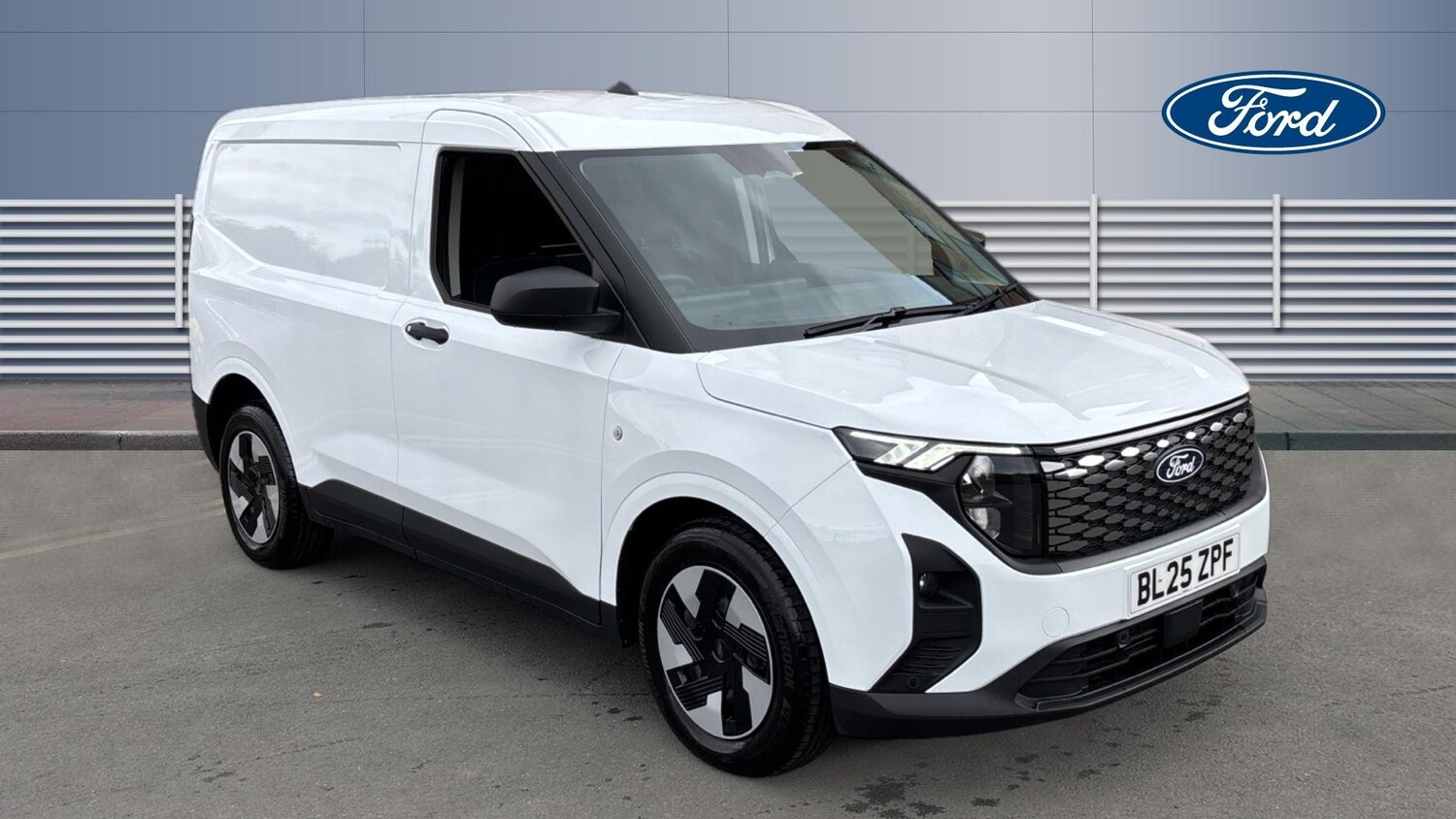 Used Ford Transit Courier 2025 for sale - 76265890: Photo 1
