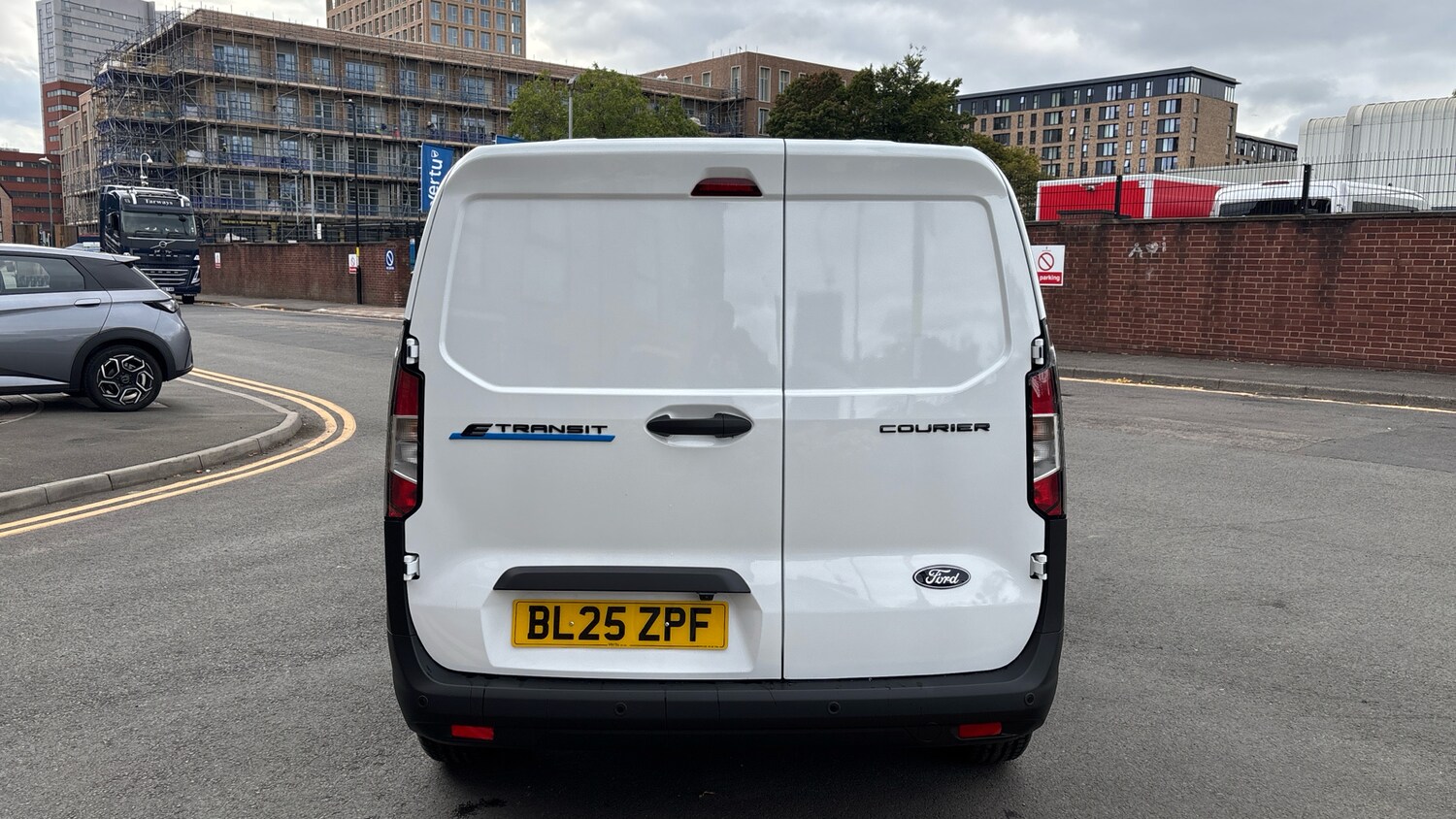 Used Ford Transit Courier 2025 for sale - 76265890: Photo 11