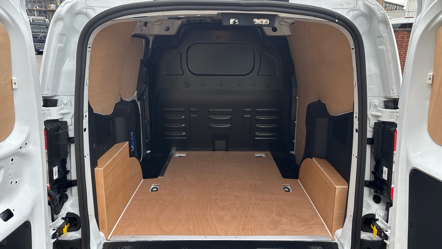 Used Ford Transit Courier 2025 for sale - 76265890: Photo 12