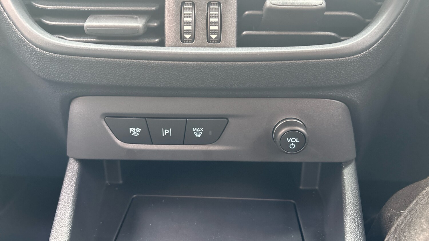 Used Ford Transit Courier 2025 for sale - 76265890: Photo 35