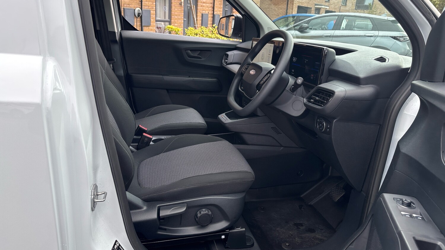 Used Ford Transit Courier 2025 for sale - 76265890: Photo 6