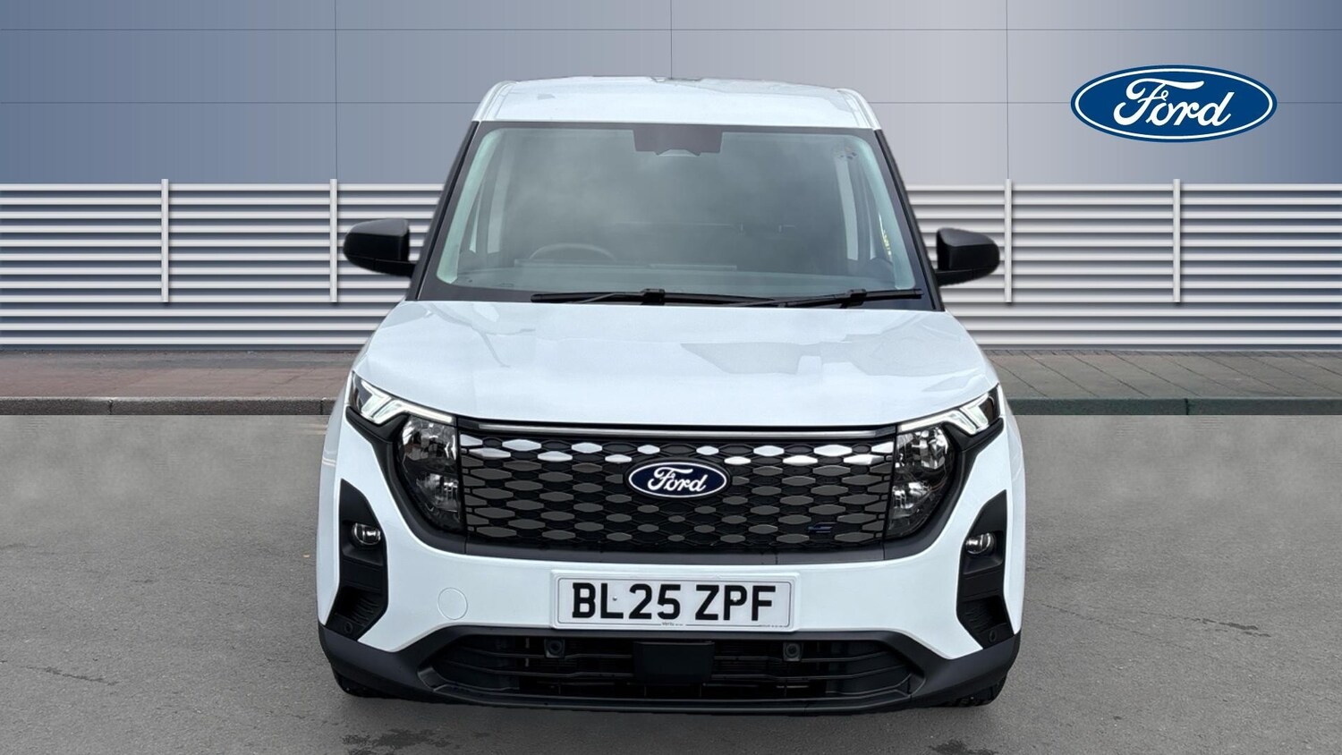Used Ford Transit Courier 2025 for sale - 76265890: Photo 8