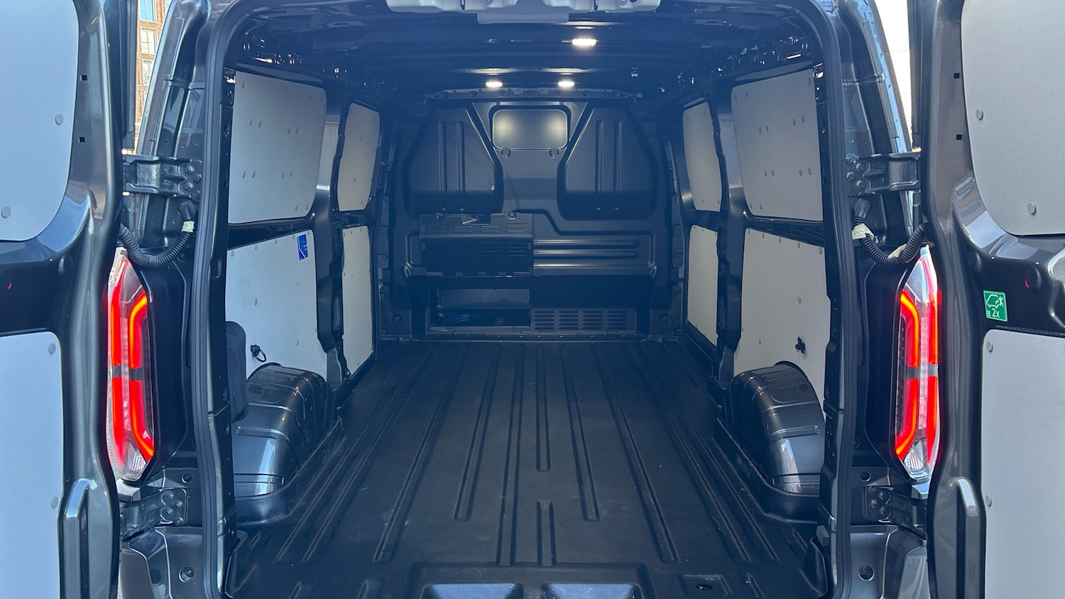 Used Ford Transit Custom 2025 for sale - 76603295: Photo 12