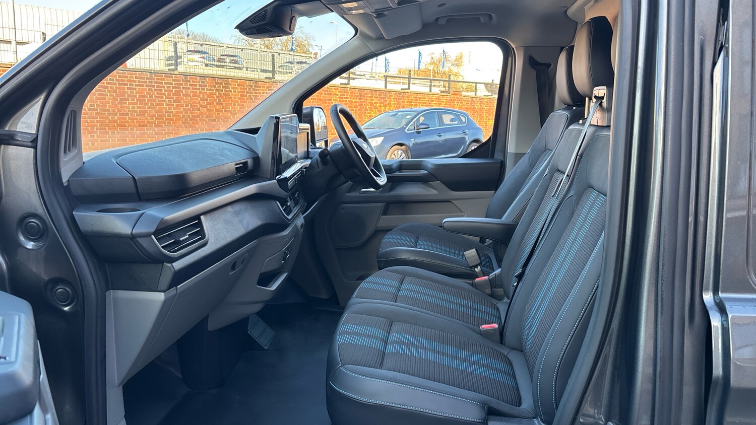 Used Ford Transit Custom 2025 for sale - 76603295: Photo 13