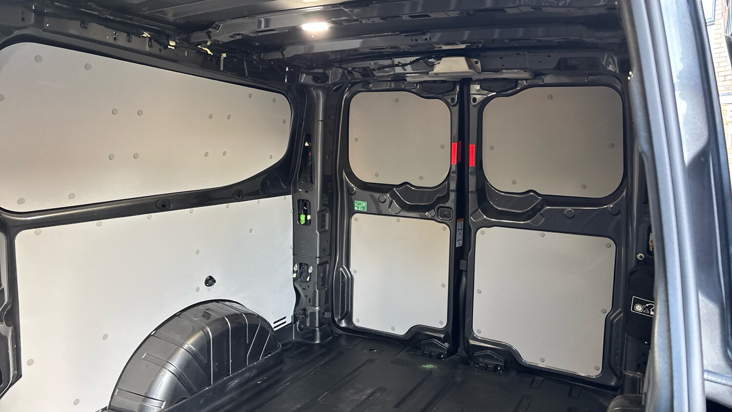 Used Ford Transit Custom 2025 for sale - 76603295: Photo 14