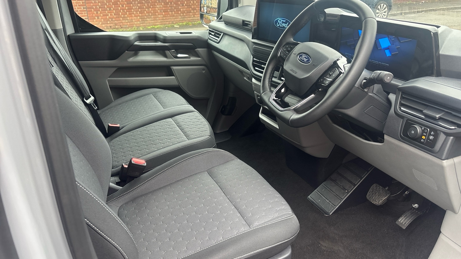 Used Ford Transit Custom 2025 for sale - 76421762: Photo 16