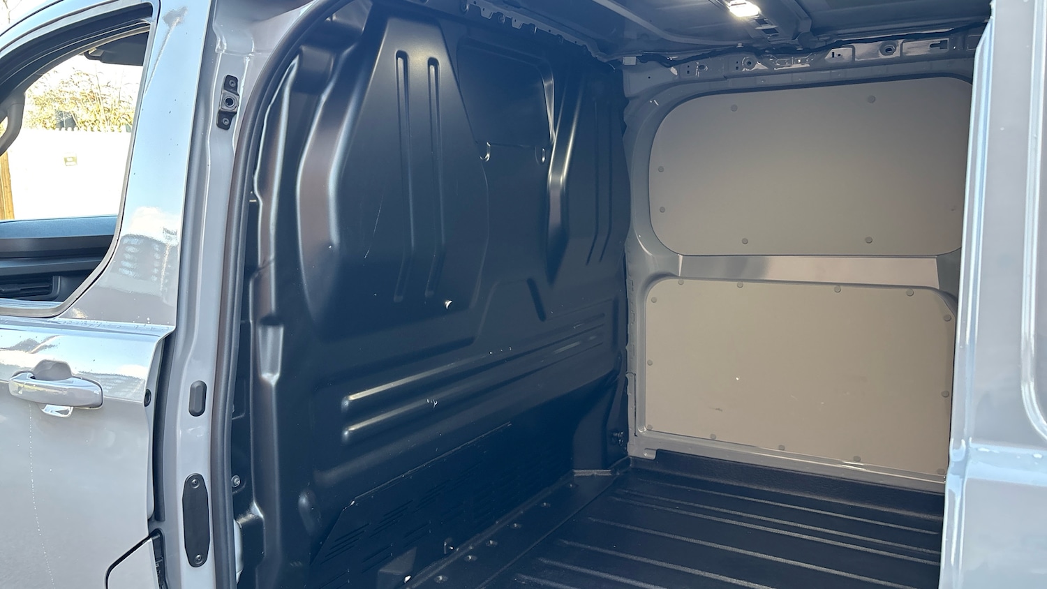 Used Ford Transit Custom 2025 for sale - 76903840: Photo 18