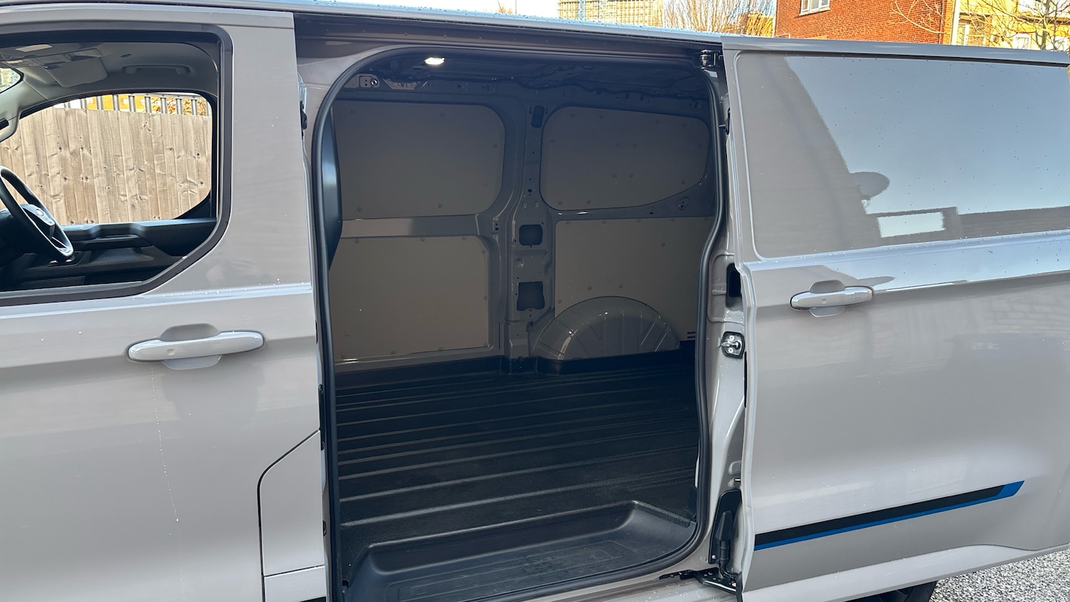 Used Ford Transit Custom 2025 for sale - 76903840: Photo 5