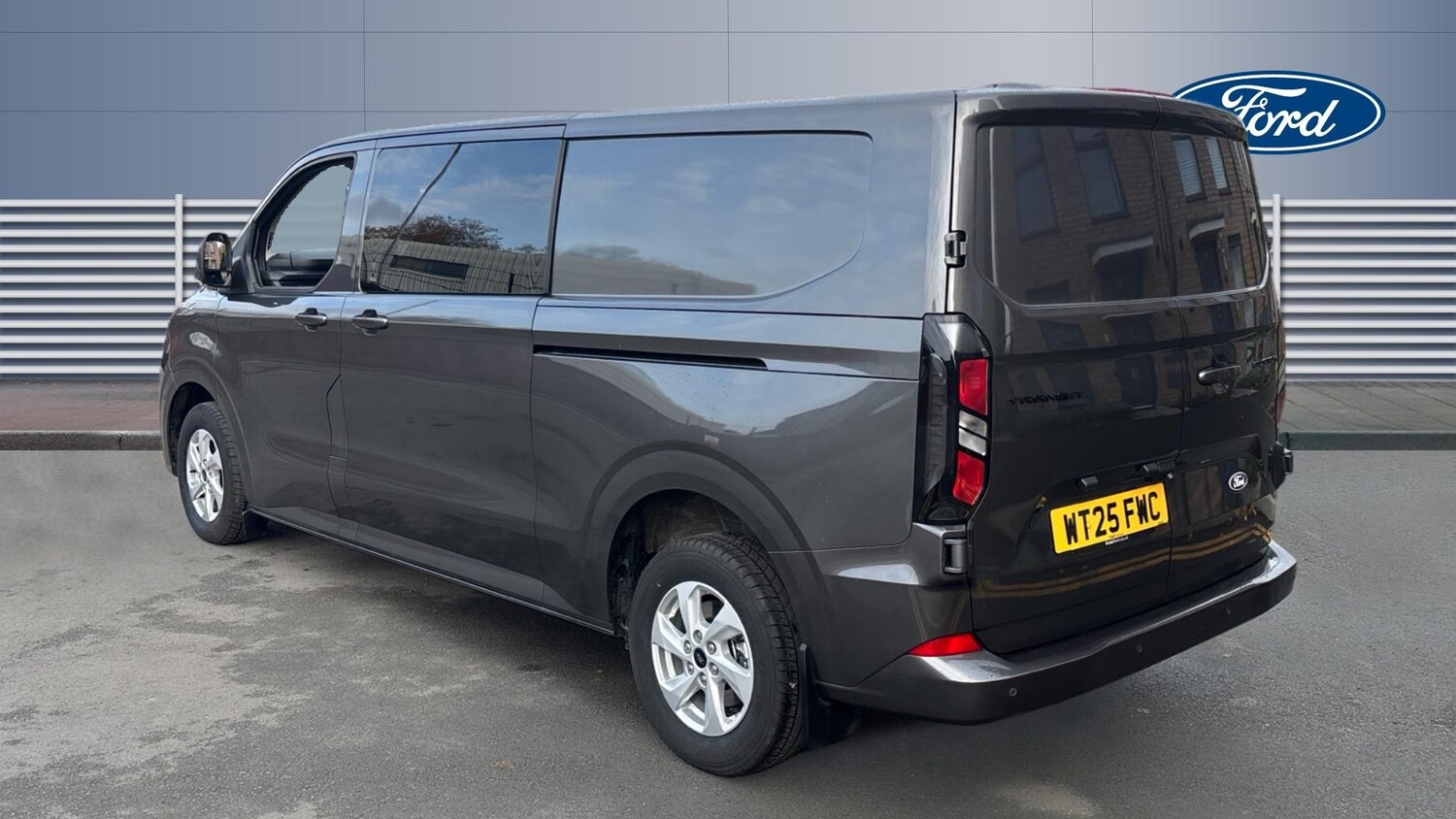 Used Ford Transit Custom 2025 for sale - 76504865: Photo 2