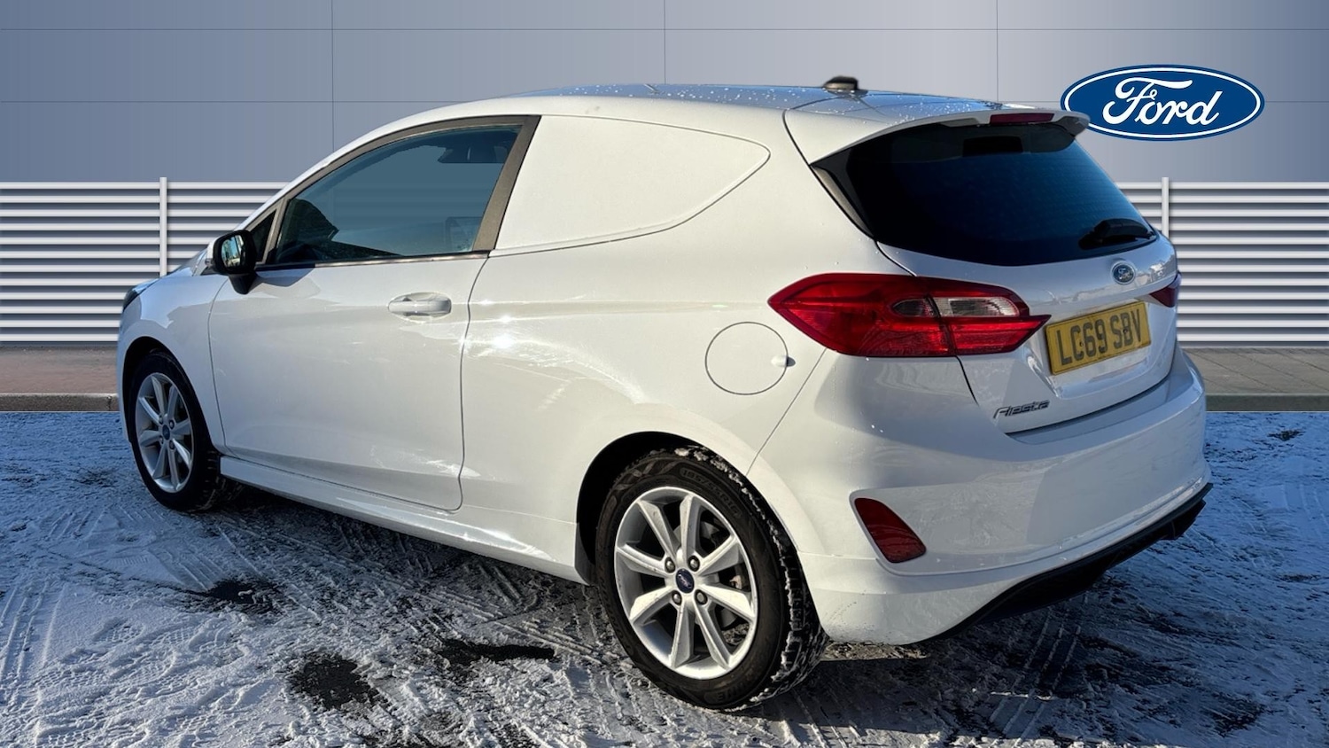 Used Ford Fiesta 2020 for sale - 77116441: Photo 2