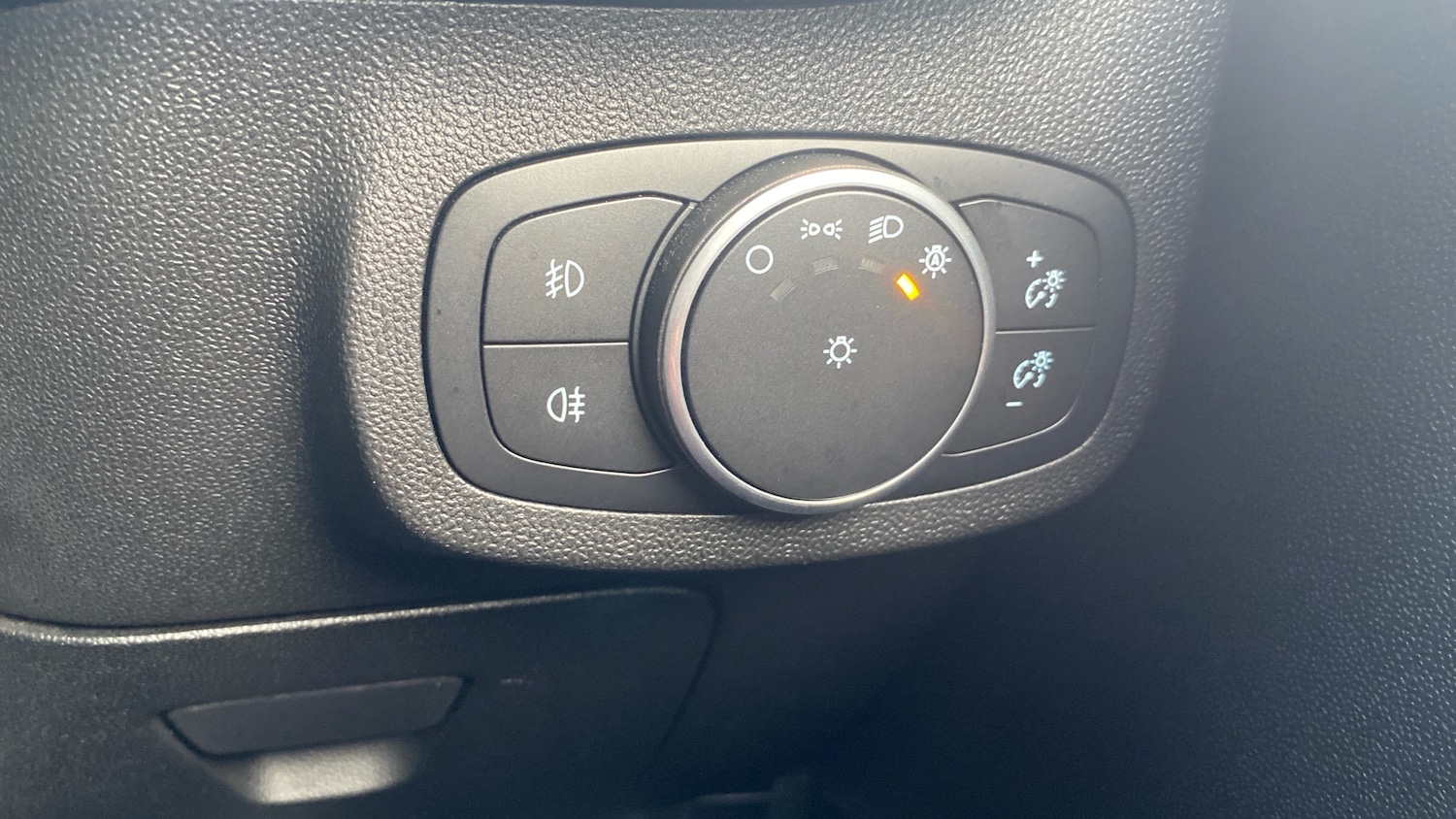 Used Ford Fiesta 2019 for sale - 76932115: Photo 37