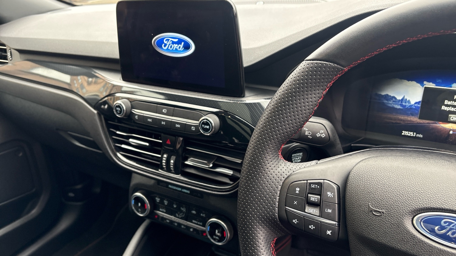 Used Ford Kuga 2023 for sale - 77848824: Photo 14