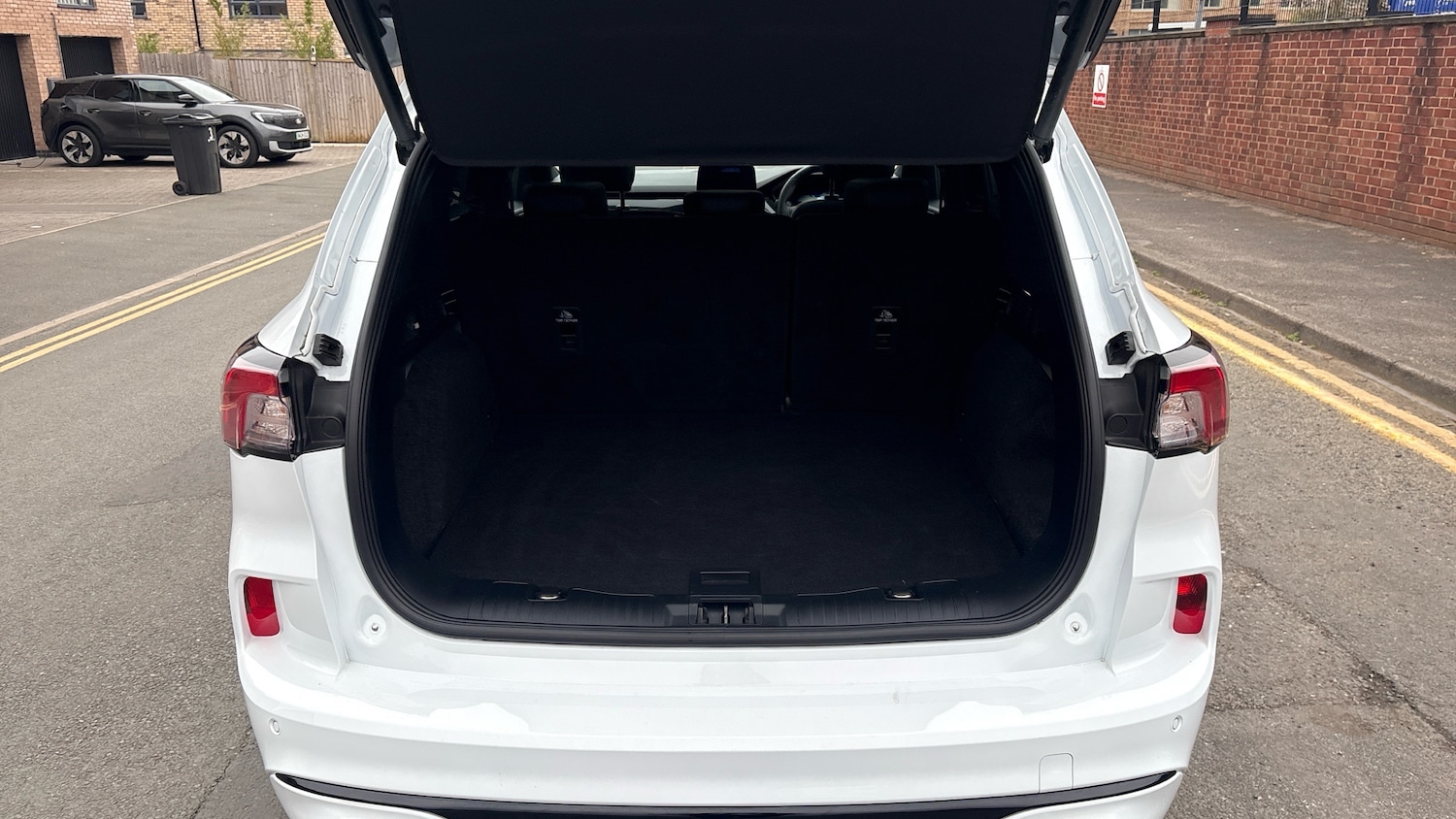 Used Ford Kuga 2023 for sale - 77848824: Photo 4