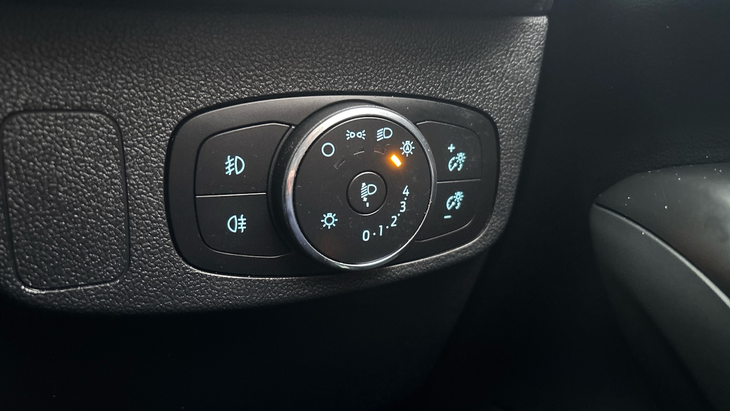 Used Ford Focus 2023 for sale - 77379116: Photo 25